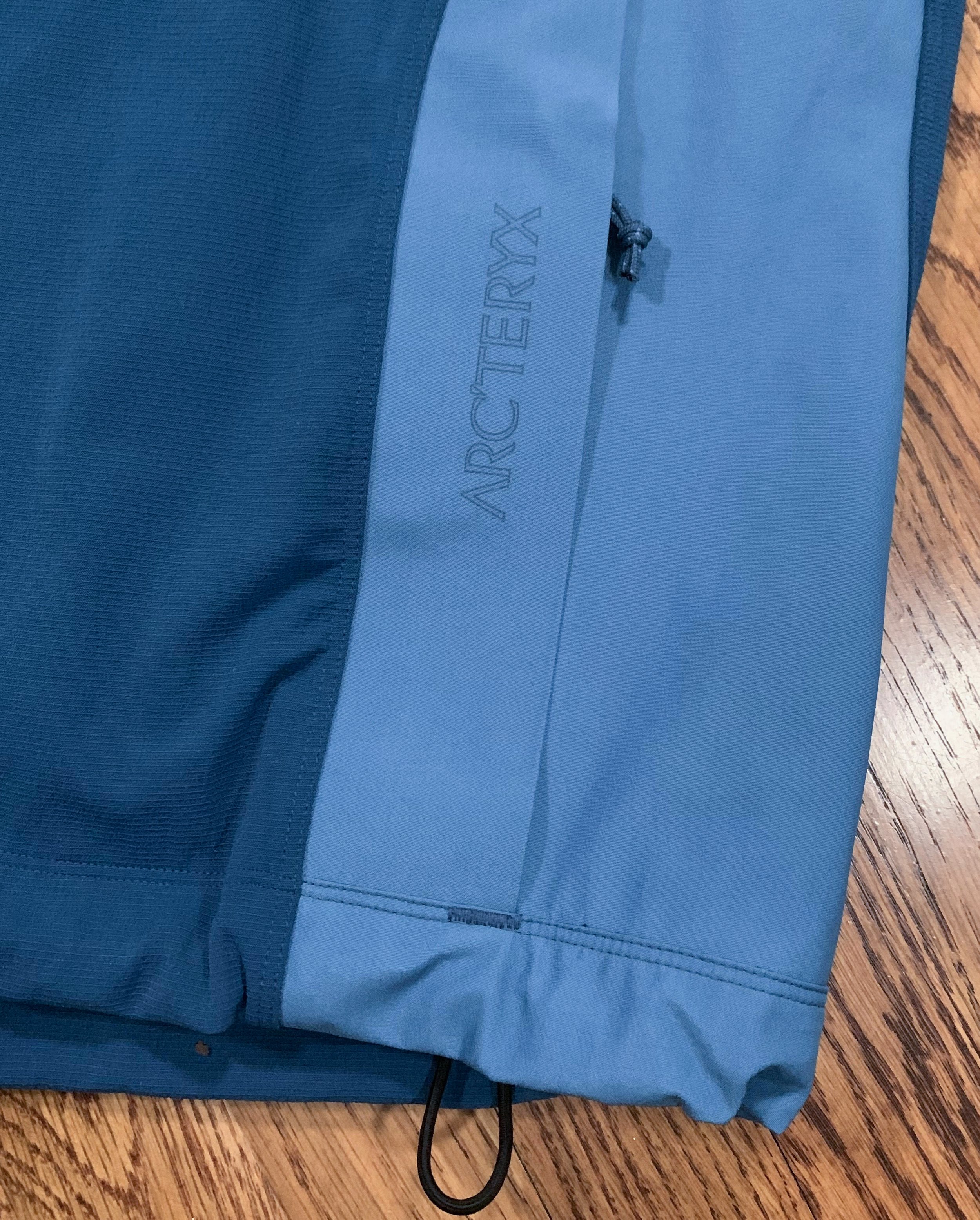 Vintage Arc'teryx Sidewinder Comp Bluebird Jacket (Size XL) — Roots